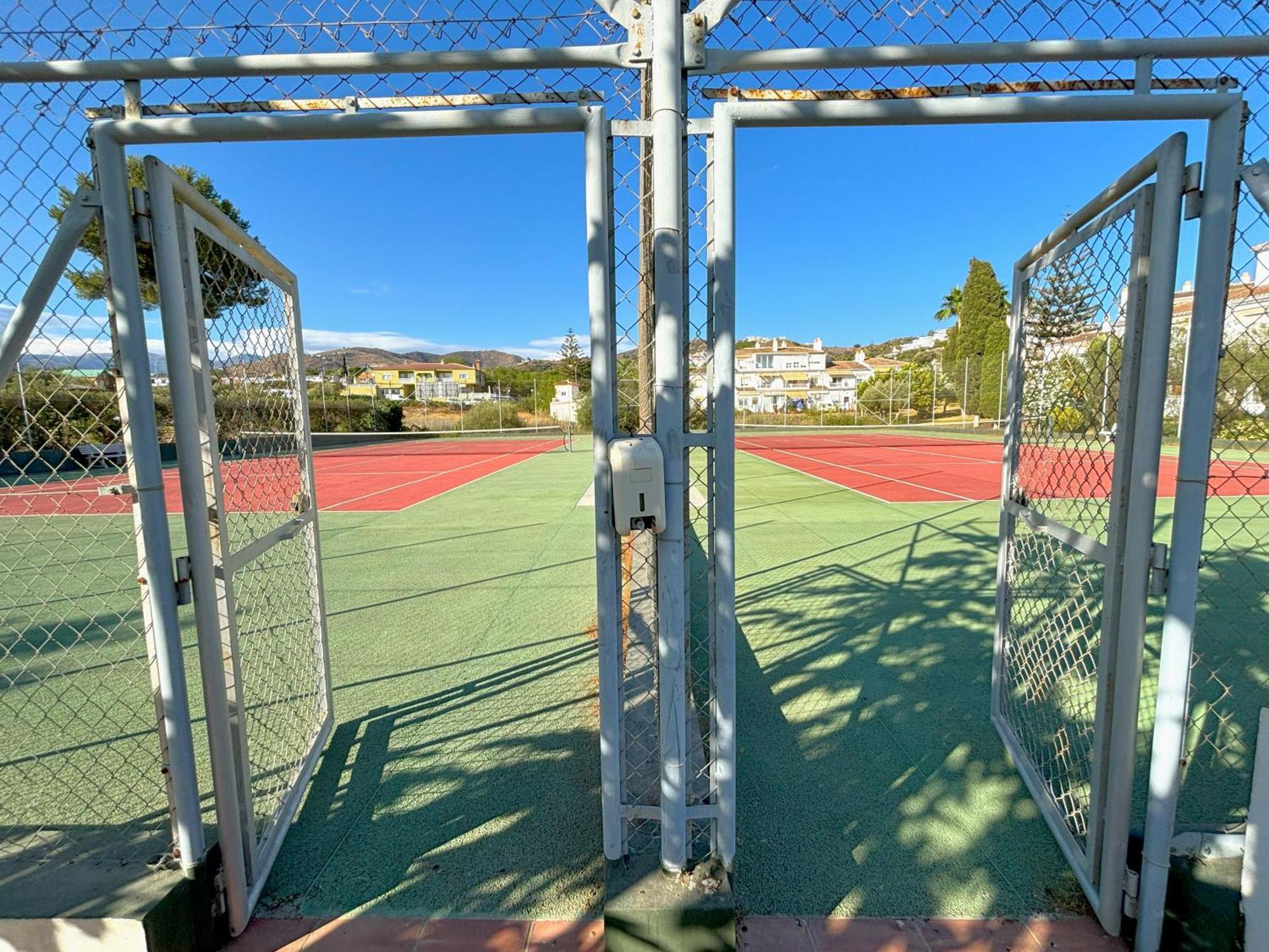 Evans Realty Bb Adosado & Piscina & Tenis & Jardines Torrox Esterno foto
